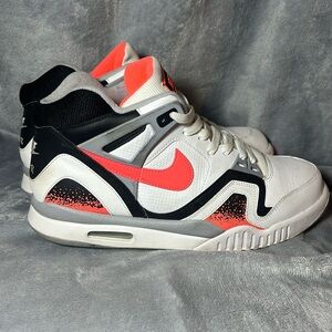 Nike Air Tech Challenge II QS sneakers